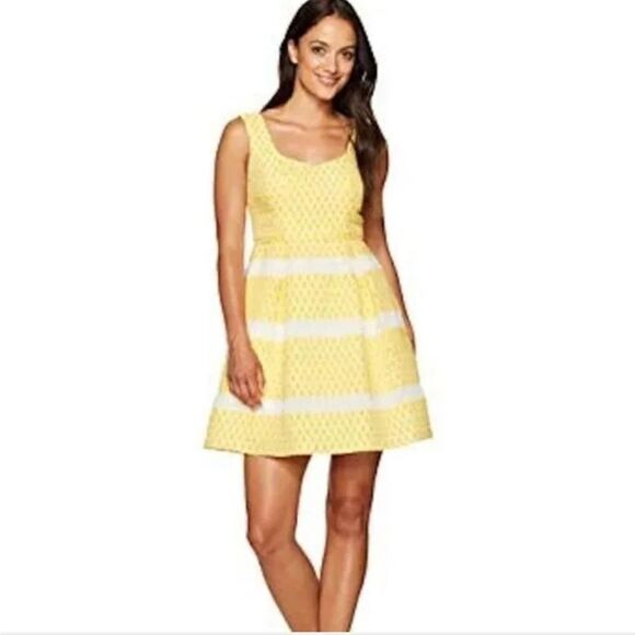 ADRIANNA PAPELL Butter Yellow & White Sleeveless Dress Size 2 - Picture 1 of 11